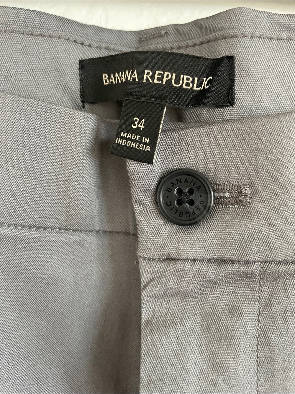 Banana Republic Gray Stretch Chino Men’s Shorts Size 34 - Picture 2 of 4